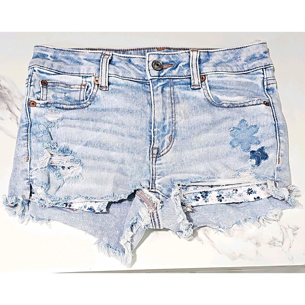 American Eagle Outfitters Next Level Stretch 2 Light Wash Floral Cut-Offs